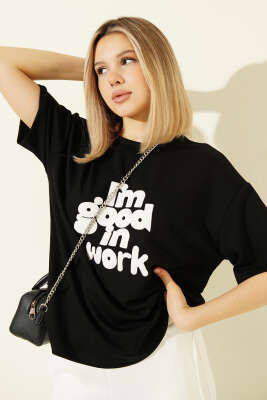I'm Good in Work Nakışlı T-shirt Siyah - HELLIE