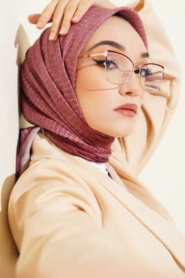 İnce Çizgi Desenli Demore Eşarp Bordo 