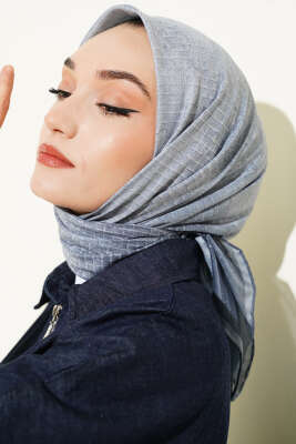 İnce Çizgi Desenli Demore Eşarp Gri - Başörtüsü