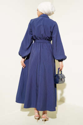 İnce Çizgili Bel Lastikli Yarım Düğmeli Elbise Lacivert - Tesettür Elbise