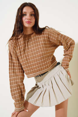İnce Çizgili Crop Triko Kazak Camel 