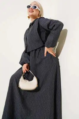 İnce Çizgili Tensel Elbise Siyah 