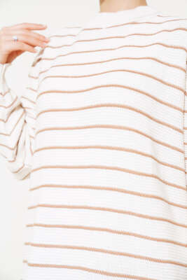 İnce Çizgili Triko Elbise Bej - Tesettür Elbise