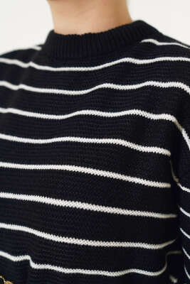 İnce Çizgili Triko Elbise Siyah - Tesettür Elbise