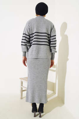 İnce Çizgili Triko Jileli İkili Takım Gri - Triko İkili Takım