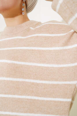 İnce Çizgili Yumoş Triko Tunik Büsküvi - Triko Tunik