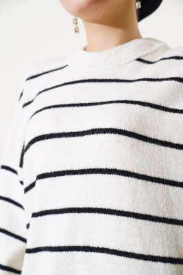 İnce Çizgili Yumoş Triko Tunik Kemik - Triko Tunik