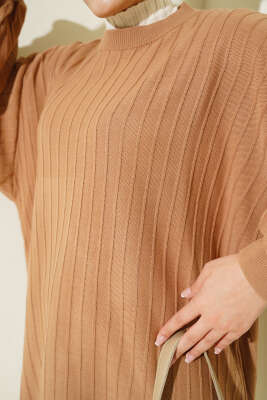 İnce Fitilli Yarasa Kol Triko Tunik Latte - Triko Tunik