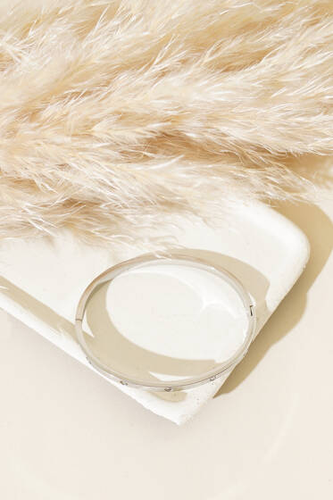 İnce Taşlı Kelepçe Bilezik Gümüş - Bileklik