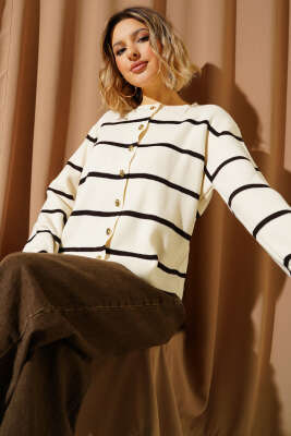 İnce Yatay Çizgili Triko Hırka Bej - Yılın Fırsatı