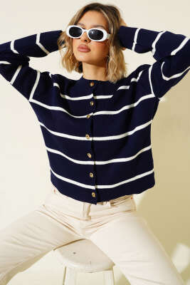 İnce Yatay Çizgili Triko Hırka Lacivert - Yılın Fırsatı