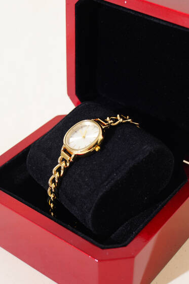 İnce Zincir Kordonlu Kadın Kol Saati Gold Beyaz - Saat