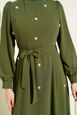 İnci Çiçekli Kuşaklı Elbise Haki - Elbise