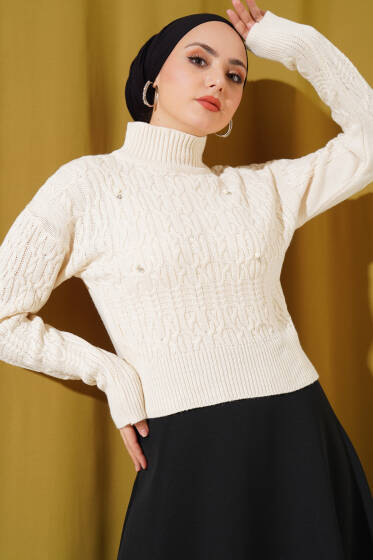 İnci Detaylı Yarım Boğazlı Triko Kazak Bej - Triko