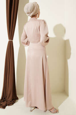 İnci Süslemeli Drapeli Saten Abiye Elbise Bej - Elbise