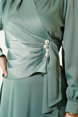 İnci Süslemeli Drapeli Saten Abiye Elbise Çağla Yeşili - Elbise