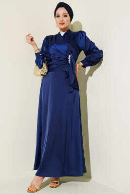 İnci Süslemeli Drapeli Saten Abiye Elbise Lacivert - Elbise