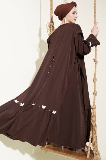 İnci Süslemeli Kelebekli Pelerinli Elbise Kahve - Elbise