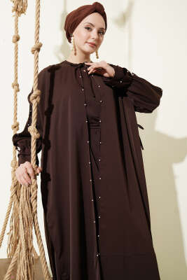 İnci Süslemeli Kelebekli Pelerinli Elbise Kahve - Elbise