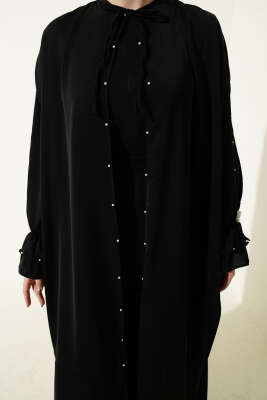 İnci Süslemeli Kelebekli Pelerinli Elbise Siyah - Elbise