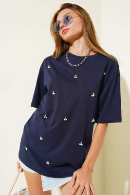 İnci Taşlı T-shirt Lacivert - Kadın Giyim Modelleri