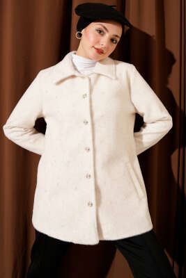 İncili Düğmeli Tay Tüyü Kaban Bej - MUSTİ