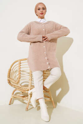 İncili Sakallı Düğmeli Uzun Hırka Büsküvi - Triko Hırka