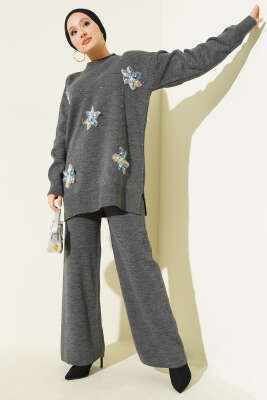 İncili Tül Çiçekli Triko İkili Takım Füme - SUDE NAZ