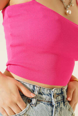 İp Askılı Crop Pembe - Kadın Giyim Modelleri