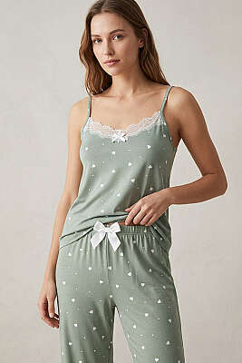 İp Askılı Dantelli Kalp Baskılı Askılı Pijama Takımı Çağla Yeşili - Pijama