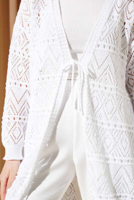 İp Bağlamalı Desenli Triko Hırka Beyaz - Triko Hırka