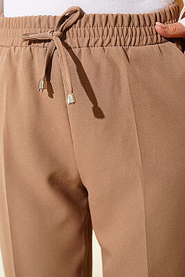 İp Detaylı Beli Lastikli Dar Paça Bej Pantolon - Pantolon