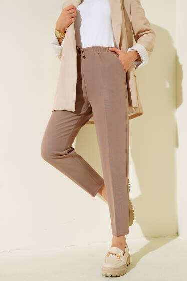 İp Detaylı Beli Lastikli Dar Paça Bronz Pantolon - Pantolon