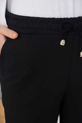 İp Detaylı Beli Lastikli Dar Paça Siyah Pantolon - Thumbnail