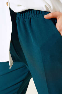 İp Detaylı Beli Lastikli Dar Paça Zümrüt Yeşili Pantolon - Thumbnail