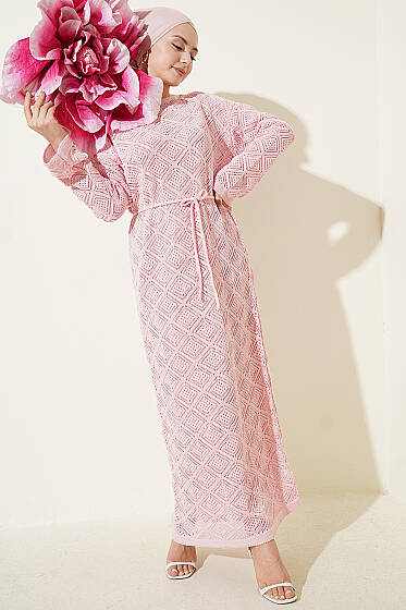 İp Kuşaklı Kare Ajurlu Triko Elbise Pembe - Yılın Fırsatı