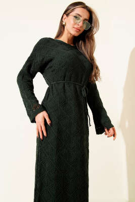 İp Kuşaklı Kare Ajurlu Triko Elbise Zümrüt - Elbise