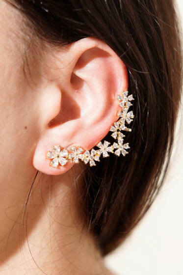 Işıltılı Kristal Taşlı Bahar Esintisi Kıkırdak Küpe Gold - Küpe