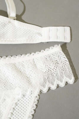 Jakarlı Dantel Detaylı Destekli Sütyen Takım Ekru - Yılın Fırsatı