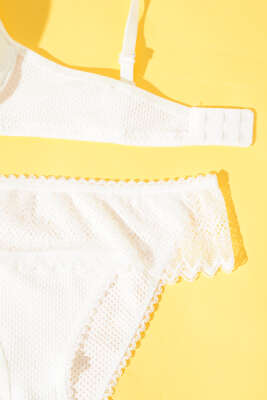 Jakarlı Dantel Detaylı Desteksiz Sütyen Takım Ekru - Yılın Fırsatı