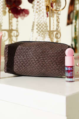 Jakarlı Fermuarlı Makyaj Çantası Kahve 