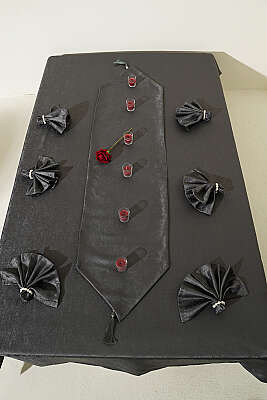 Jakarlı Sofra Takımı Füme - Masa Örtüsü