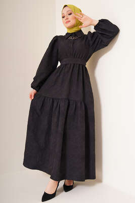 Kabartma Desenli Düğmeli Elbise Siyah 