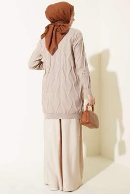 Kabartma Desenli Düğmeli Triko Hırka Bej - Hırka