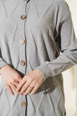 Kabartma Desenli Düğmeli Triko Hırka Gri - Hırka