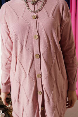 Kabartma Desenli Düğmeli Triko Hırka Pudra - Hırka