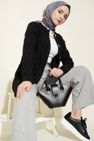 Kabartma Desenli Düğmeli Triko Hırka Siyah - Hırka