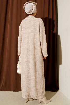 Kabartma Desenli Triko Elbise Bej - Elbise