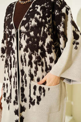 Kabartma Desenli Triko Uzun Hırka Acı Kahve - Hırka