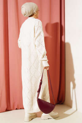 Kabartmalı Düğmeli Uzun Triko Hırka Bej - Triko Hırka